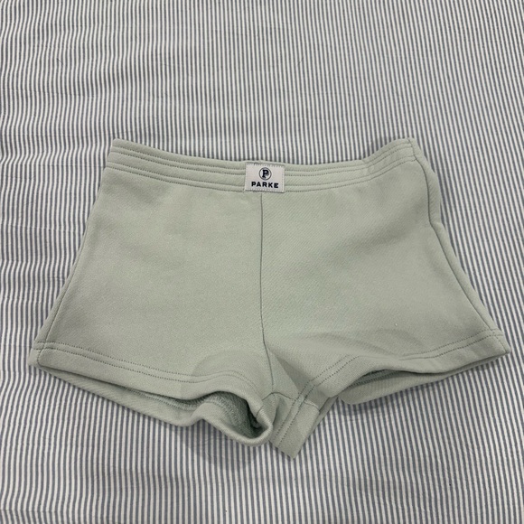 PARKE Mini Sweatshorts - Picture 3 of 6